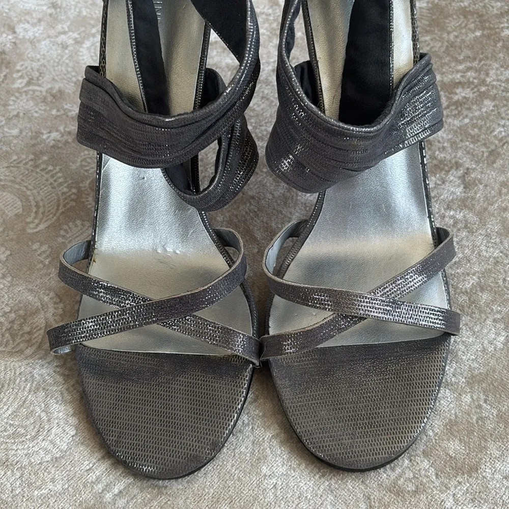 Nine West step out